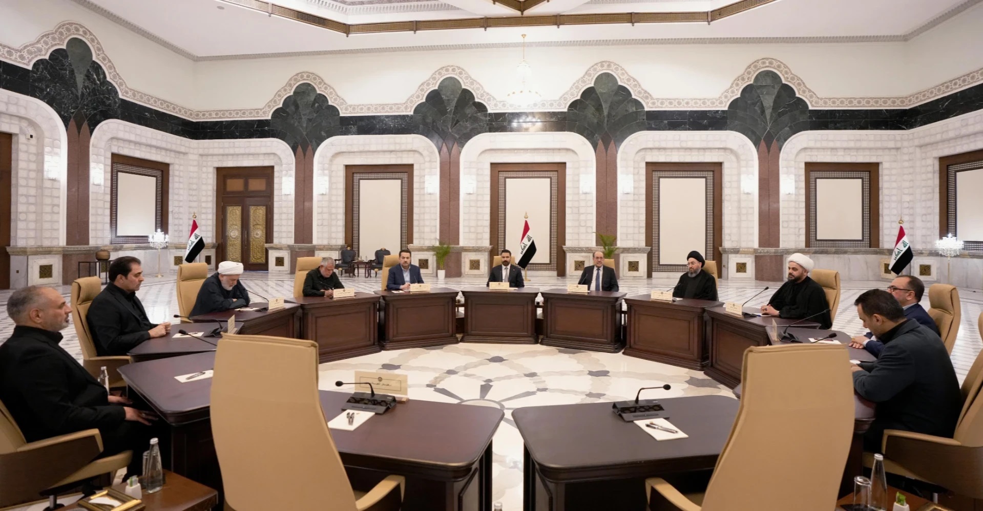 الإطار التنسيقي يبحث مع قاليباف العلاقات العراقية الإيرانية وتصدير النفط عبر هرمز