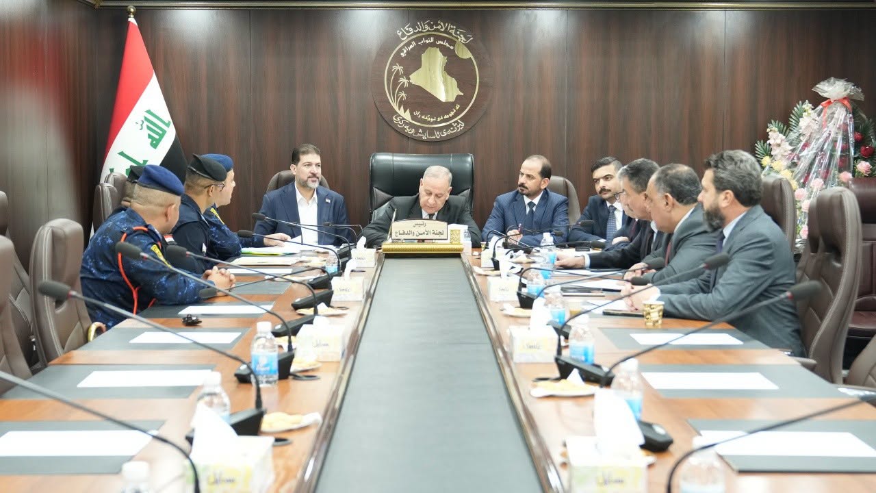 الأمن والدفاع: المضي بتعديل قانوني الخدمة والتقاعد لوزارتي الداخلية والدفاع