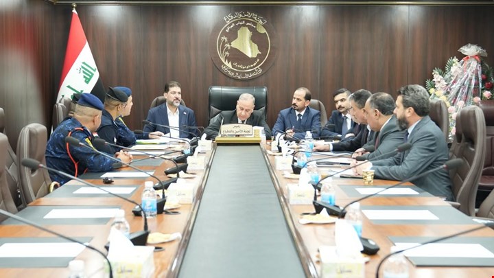 الأمن والدفاع: المضي بتعديل قانوني الخدمة والتقاعد لوزارتي الداخلية والدفاع