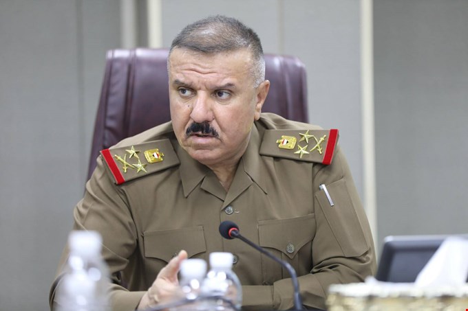 وفد عسكري سعودي في مكتب الزيدي.. مباحثات لتعزيز ضبط الحدود وتبادل المعلومات
