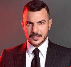 باسل خياط يفاجئ الجمهور بقرار الاعتزال المبكر