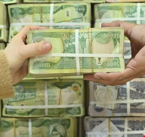 7.4 تريليونات دينار شهرياً.. رواتب الموظفين والرعاية الاجتماعية تستنزف الإنفاق العراقي