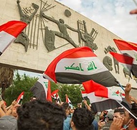 بالفيديو..فرق بين من استقال من أجل تشرين.. ومن وصفها بالفتنة!