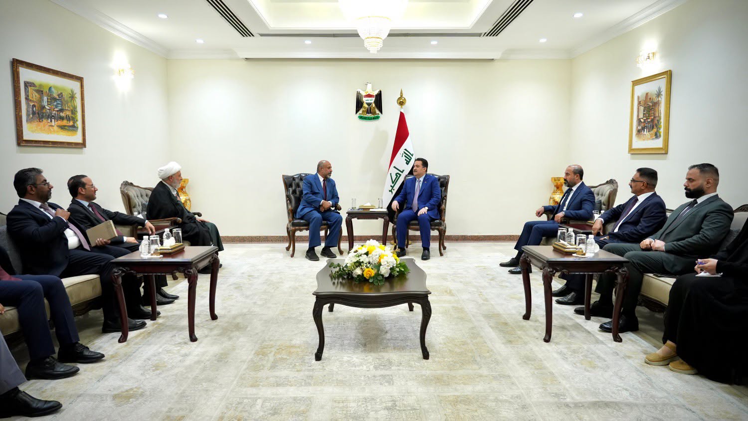 السوداني يبحث مع وفد من حزب الدعوة تنظيم السلاح وتنويع مصادر الدخل