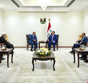 السوداني يبحث مع وفد من حزب الدعوة تنظيم السلاح وتنويع مصادر الدخل