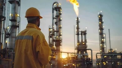 النفط يقفز قرب 110 دولارات مع تعطل إمدادات الشرق الأوسط
