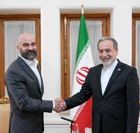 طالباني من طهران: الحوار والحلول السلمية السبيل لخفض التوترات وحماية أمن المنطقة