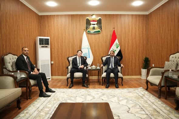العراق يضغط باتجاه التهدئة.. المسلماوي يدعو بريطانيا لدعم الحوار بين واشنطن وطهران
