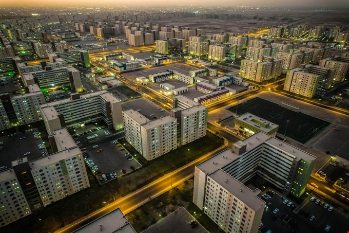 مجمع بسماية السكني في عين العاصفة.. هانوا تهدد