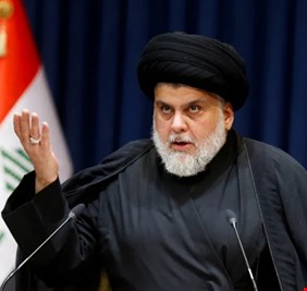 الصدر يحذر إدارة النجف: لن نقف مكتوفي الأيدي أمام التجاوزات