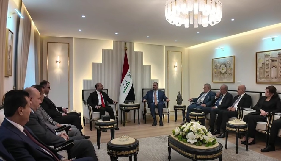 الفوادي وأوغنا يبحثان المسار الحكومي وحقوق المكون المسيحي