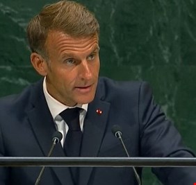 ‏الرئيس الفرنسي: (إسرائيل) تنتهك سيادة كل الدول المجاورة لها