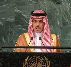 السعودية تعلن دعمها لحصر السلاح بيد الدولة في العراق