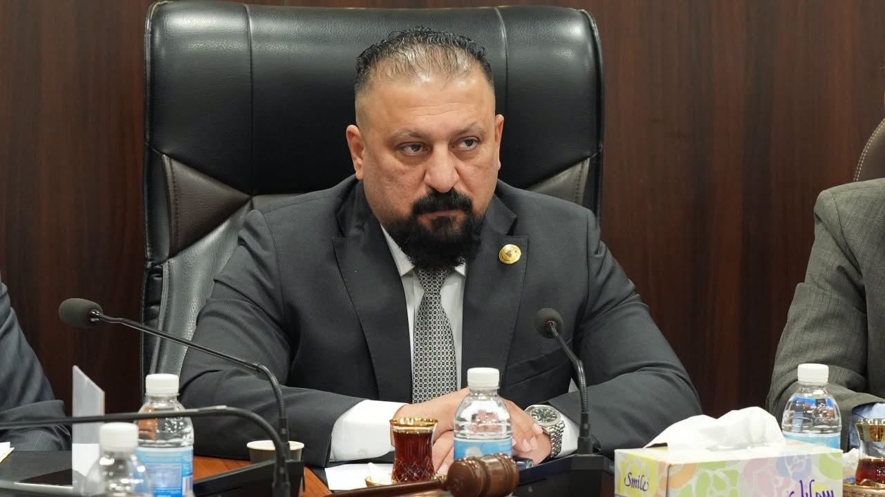 العراق يتحرك مع أكثر من 10 عواصم لاستعادة متهمين بملفات فساد