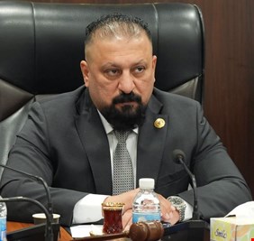 العراق يتحرك مع أكثر من 10 عواصم لاستعادة متهمين بملفات فساد