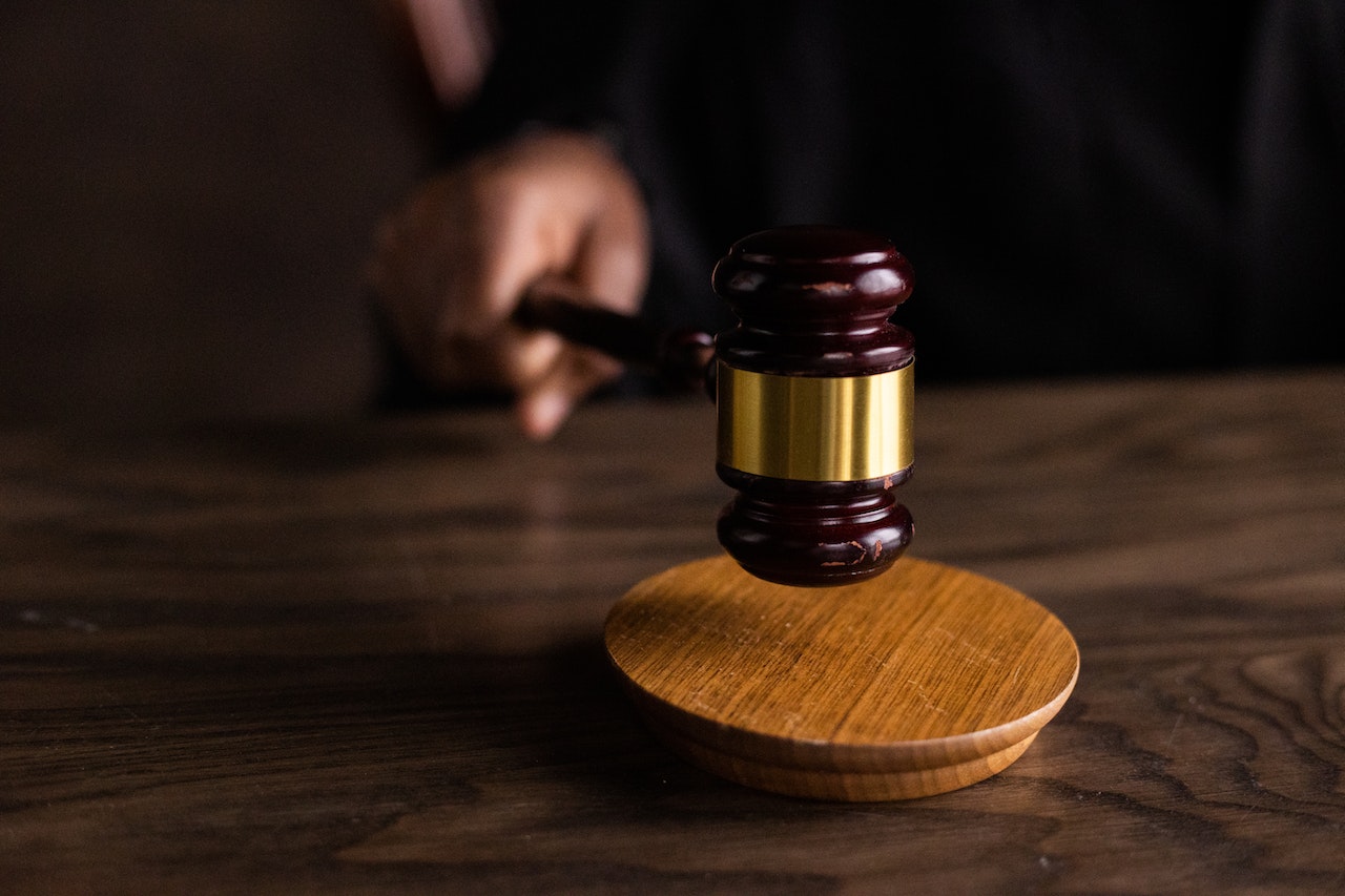 أيام تفصل عن الحسم.. خمسة ملفات قضائية بينها قضايا لنواب حاليين أمام المحاكم