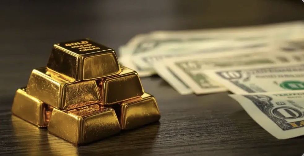 الذهب يرتفع مع انحسار توقعات رفع الاتحادي سعر الفائدة