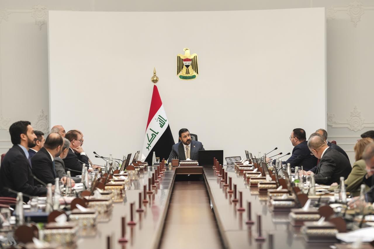 مجلس الوزراء يقر تعديل سعر صرف الدولار مقابل الدينار ويحدد الأسعار الجديدة