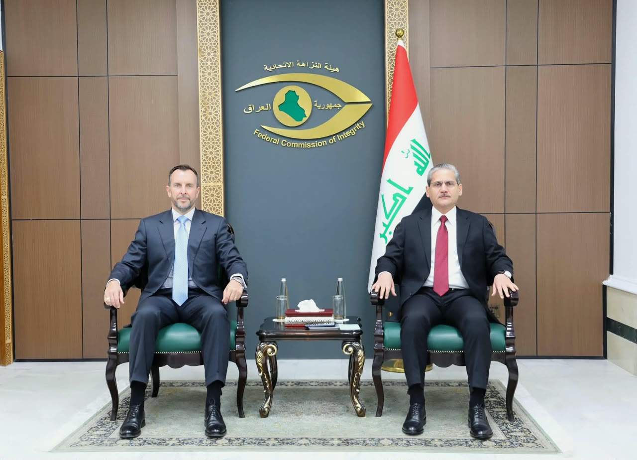 رئيس هيئة النزاهة والسفير الإيطالي يحذّران من خطر الفساد ويتفقان على التعاون في التصدي له