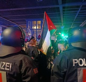 الشرطة الألمانية توقف مظاهرة مؤيدة للفلسطينيين في برلين