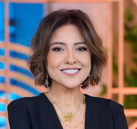 مي كساب تكشف عن أمنيتها اعتزال الفن والتفرغ للعبادة: لست مريضة شهرة