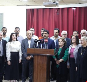 الشيوعي العراقي يطالب بإلغاء رفع سعر الدولار ويحذر من قمع الاحتجاجات السلمية
