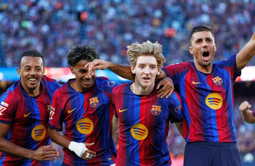 برشلونة يحقق إنجازا تاريخيا