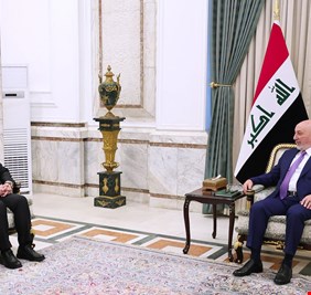الشرع يدعو رئيس الجمهورية لزيارة سوريا