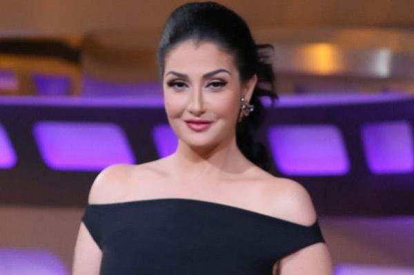 غادة عبدالرازق ترد على إشادة منى زكي: «نجمة عظيمة»