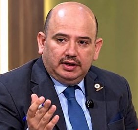 المطلبي يدعو لفتح الأسواق أمام الشركات الأجنبية ويحذر من استمرار الاعتماد على النفط