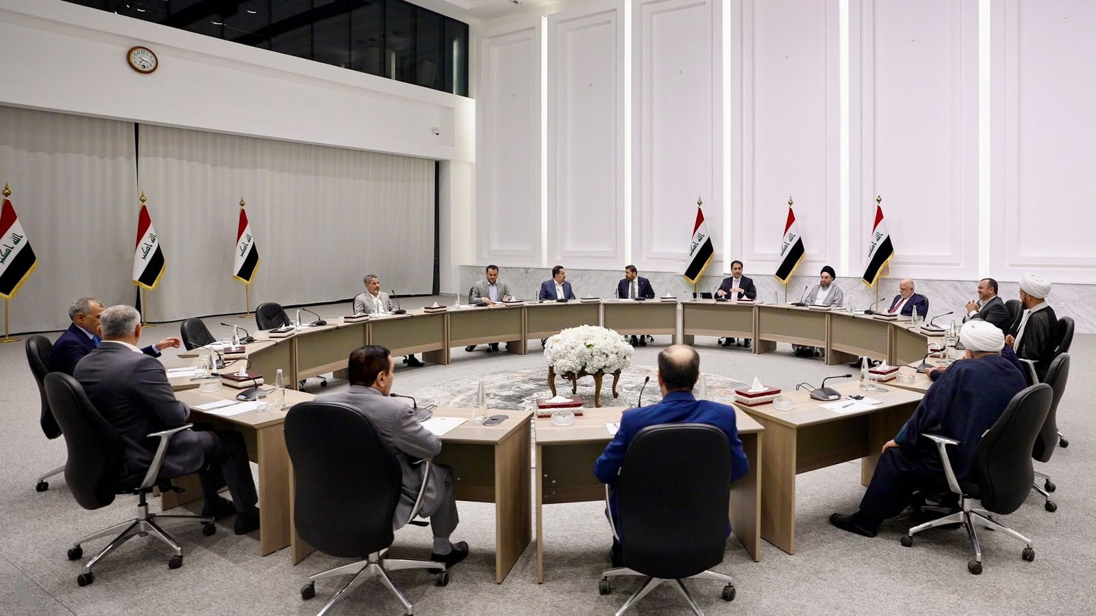 الإطار التنسيقي يشكل لجنة قيادية لحسم القوانين المعطلة ويؤكد موعد إنهاء ملف السلاح