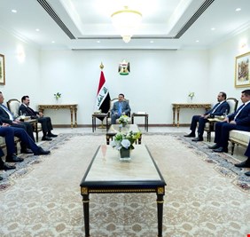 السوداني يدعو إلى ربط القروض الصناعية بالإنتاج الفعلي وحماية المنتج الوطني