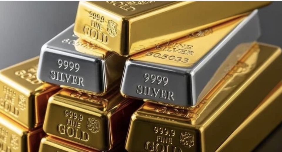 الذهب يستقر قرب 4000 دولار للأونصة بعد أكبر خسارة أسبوعية منذ حزيران