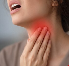 جفاف الحلق.. سبب شائع للألم وطرق فعالة للتخفيف منه