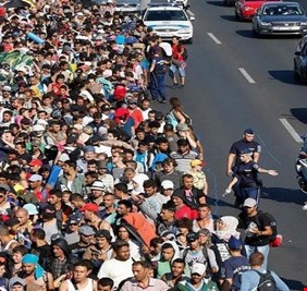 اللاجئون يرتكبون 780 جريمة يوميا في ألمانيا