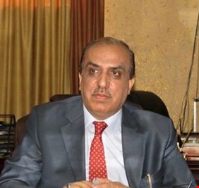 عضو بالطاقة النيابية يتهم رأس الهرم في وزارة الكهرباء بملفات تعاقد مبهمة