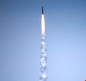 الجيش الأميركي يعترض صاروخا عابرا للقارات بنجاح