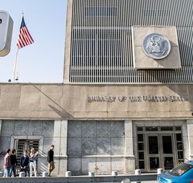 خيبة أمل إسرائيلية وترحيب فلسطيني بعدم نقل 