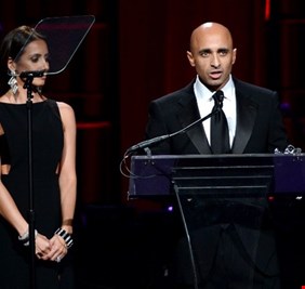 بالتفصيل رسائل السفير الامارتي مع أسرائيل