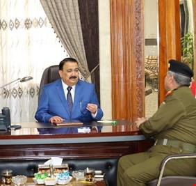 بالفيديو : لماذا اتصل وزير الدفاع بنائب العريف قيصر مدلول 17 مرة ؟!