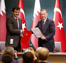 البرلمان التركي يوافق على نشر قوات في قطر