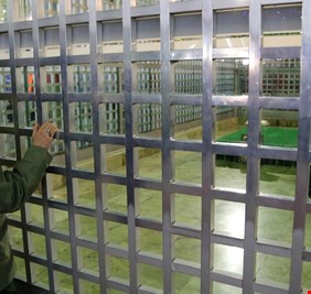 مقرب من العبادي يتحدث عن “بعد إستراتيجي خطير” في هجمات طهران