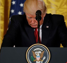 هل يُعزل ترامب؟ سيناريوهات إزاحة الرئيس الأميركي من مقعد الرئاسة.. إليك ما حدث مع الرؤساء السابقين