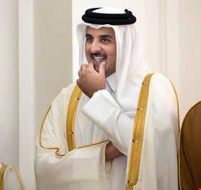 روسيسكايا غازيتا :  شيء لا يتخيله أمير قطر سيحصل