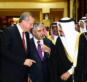 أردوغان يوجه رسالة لملك السعودية