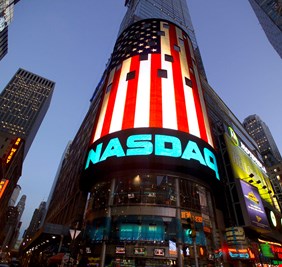 ناسداك يهبط مع تراجع أسهم شركات التكنولوجيا