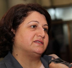 طالباني: بارزاني يمارس سياسة التمويه والاستغفال تجاه الكرد