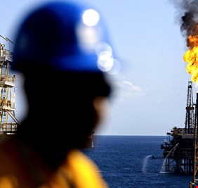 أسعارالنفط ترتفع من جديد