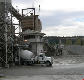 إنجاز معمل سمنت في المثنى بطاقة 5500 طن يومياً