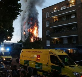 حريق لندن يشهد معجزة بشرية